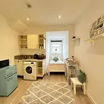 Beautiful Studio In London